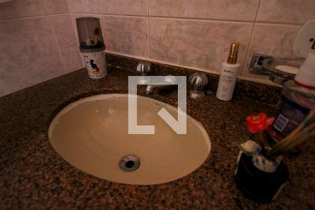 Casa à venda com 230m², 4 quartos e 2 vagasBanheiro