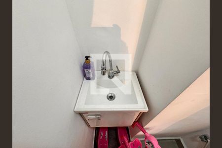 Apartamento à venda com 114m², 2 quartos e 1 vaga Apartamento à venda com 114m², 2 quartos e 1 vagaBanheiro de serviço