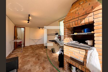 Apartamento à venda com 114m², 2 quartos e 1 vaga Apartamento à venda com 114m², 2 quartos e 1 vagaCobertura