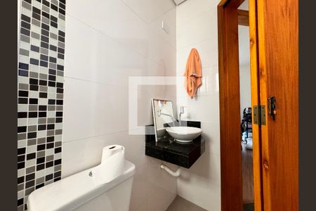 Apartamento à venda com 114m², 2 quartos e 1 vaga Apartamento à venda com 114m², 2 quartos e 1 vagaBanheiro