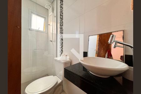 Apartamento à venda com 114m², 2 quartos e 1 vaga Apartamento à venda com 114m², 2 quartos e 1 vagaBanheiro