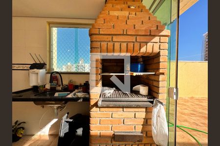 Apartamento à venda com 114m², 2 quartos e 1 vaga Apartamento à venda com 114m², 2 quartos e 1 vagaCobertura