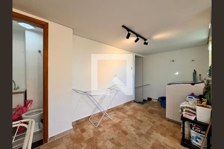 Apartamento à venda com 114m², 2 quartos e 1 vaga Apartamento à venda com 114m², 2 quartos e 1 vagaLavanderia