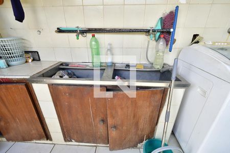 Casa à venda com 300m², 4 quartos e 4 vagasÁrea de Serviço