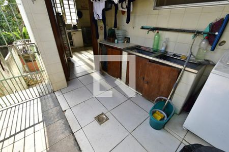 Casa à venda com 300m², 4 quartos e 4 vagasÁrea de Serviço