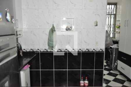 Cozinha  de apartamento à venda com 3 quartos, 85m² em Sampaio, Rio de Janeiro