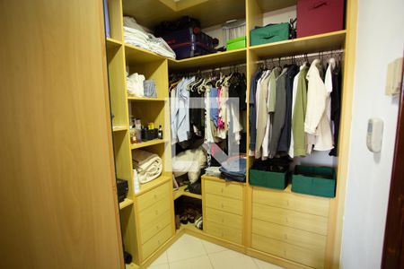 Casa à venda com 267m², 4 quartos e 4 vagasQUARTO 1