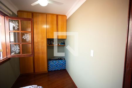 Casa à venda com 267m², 4 quartos e 4 vagasQUARTO 2