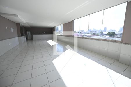 Apartamento para alugar com 74m², 3 quartos e 1 vagaÁrea comum 