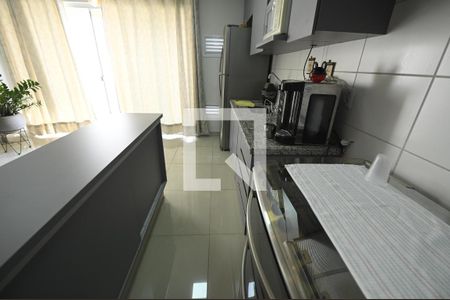 Apartamento para alugar com 74m², 3 quartos e 1 vagaSala/cozinha
