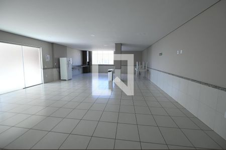 Apartamento para alugar com 74m², 3 quartos e 1 vagaÁrea comum 