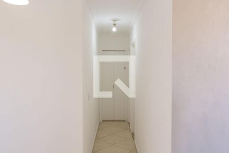 Corredor de apartamento para alugar com 2 quartos, 50m² em Chácara Califórnia, São Paulo