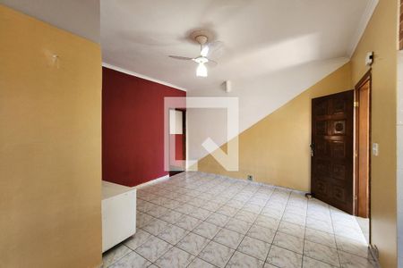 Casa à venda com 338m², 3 quartos e 5 vagas Casa à venda com 338m², 3 quartos e 5 vagasSala - Casa 2