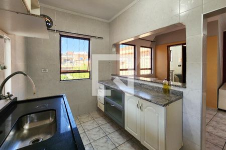 Casa à venda com 338m², 3 quartos e 5 vagas Casa à venda com 338m², 3 quartos e 5 vagasCozinha - Casa 2