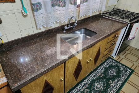 Casa à venda com 338m², 3 quartos e 5 vagas Casa à venda com 338m², 3 quartos e 5 vagasCozinha