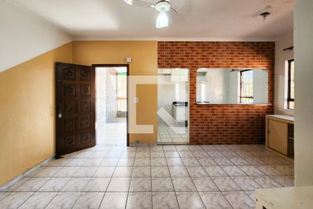 Casa à venda com 338m², 3 quartos e 5 vagas Casa à venda com 338m², 3 quartos e 5 vagasSala - Casa 2