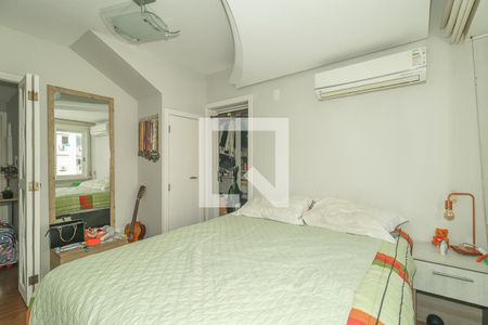 Quarto 1 de apartamento à venda com 2 quartos, 85m² em Mont Serrat, Porto Alegre