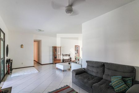 Apartamento à venda com 192m², 3 quartos e 2 vagasSala