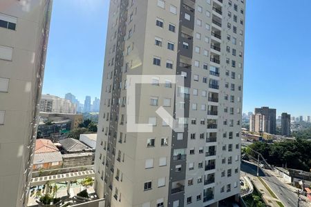 Vista da Sala de apartamento para alugar com 1 quarto, 39m² em Jardim Tupanci, Barueri