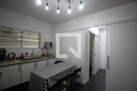 Casa para alugar com 160m², 3 quartos e 1 vagaCozinha
