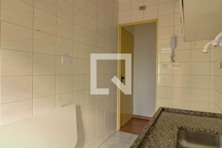 Cozinha  de apartamento para alugar com 2 quartos, 50m² em Chácara Inglesa, São Paulo