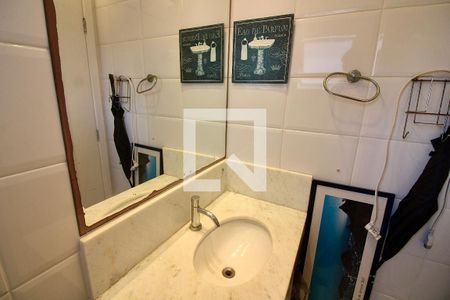Lavabo de apartamento à venda com 2 quartos, 64m² em Barra da Tijuca, Rio de Janeiro