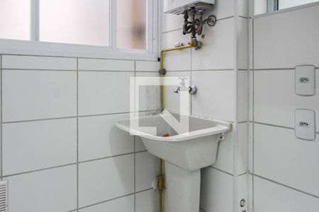 Apartamento para alugar com 47m², 3 quartos e 1 vagaÁrea de Serviço