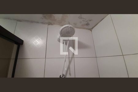 Casa à venda com 150m², 3 quartos e 2 vagasBanheiro