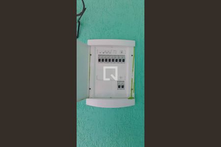 Casa à venda com 150m², 3 quartos e 2 vagasQuadro de Luz