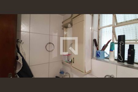 Casa à venda com 150m², 3 quartos e 2 vagasBanheiro