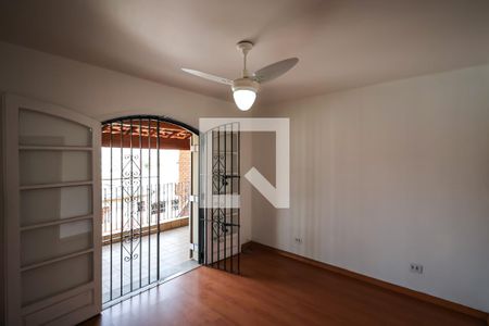 Casa à venda com 125m², 2 quartos e 2 vagas Casa à venda com 125m², 2 quartos e 2 vagasQuarto