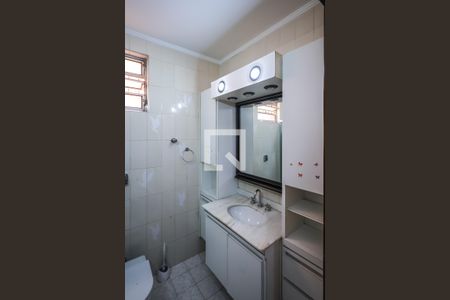 Casa à venda com 125m², 2 quartos e 2 vagas Casa à venda com 125m², 2 quartos e 2 vagasBanheiro Social