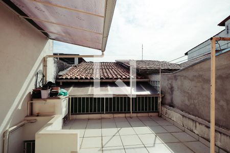 Casa à venda com 125m², 2 quartos e 2 vagas Casa à venda com 125m², 2 quartos e 2 vagasSuíte