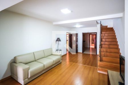 Sala de casa à venda com 2 quartos, 120m² em Vila Moraes, São Paulo
