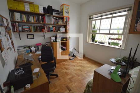 Apartamento à venda com 3 quartos, 120m² em Funcionários, Belo Horizonte