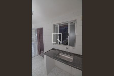 Cozinha de casa para alugar com 1 quarto, 45m² em Vila Fátima, São Paulo