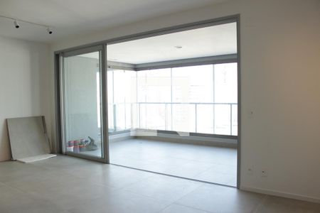 Sala de apartamento à venda com 3 quartos, 124m² em Jardim Paulistano, São Paulo