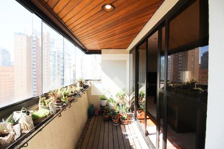 Varanda de apartamento à venda com 4 quartos, 160m² em Vila Uberabinha, São Paulo