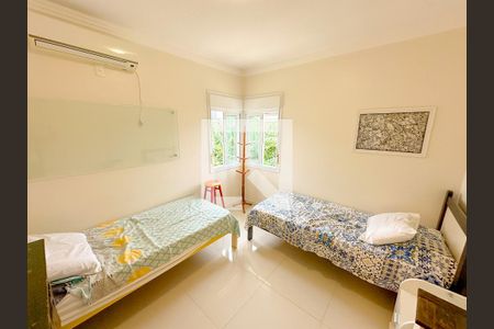Sala de casa para alugar com 3 quartos, 129m² em Cachoeira do Bom Jesus, Florianópolis