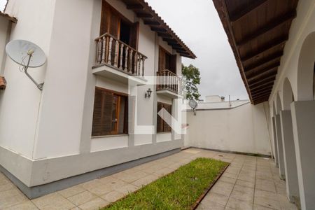Casa à venda com 297m², 3 quartos e 4 vagas Casa à venda com 297m², 3 quartos e 4 vagasQuintal