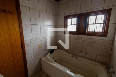Casa à venda com 297m², 3 quartos e 4 vagas Casa à venda com 297m², 3 quartos e 4 vagasBanheiro da Suíte 2