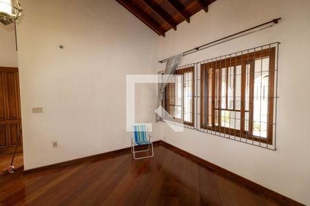Sala de casa à venda com 3 quartos, 297m² em Nonoai, Porto Alegre