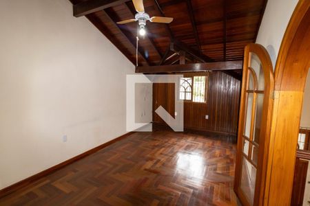 Casa à venda com 297m², 3 quartos e 4 vagas Casa à venda com 297m², 3 quartos e 4 vagasSuíte 2
