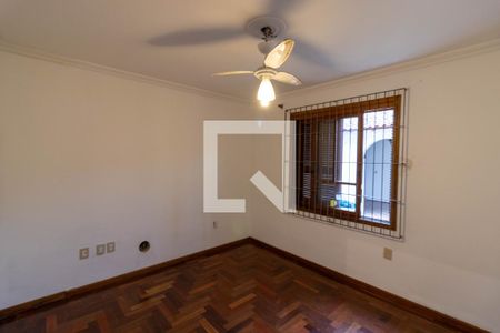 Casa à venda com 297m², 3 quartos e 4 vagas Casa à venda com 297m², 3 quartos e 4 vagasSuíte 1