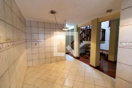 Casa à venda com 297m², 3 quartos e 4 vagas Casa à venda com 297m², 3 quartos e 4 vagasCozinha