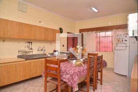 Casa à venda com 216m², 3 quartos e 4 vagasCozinha