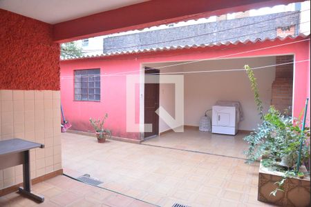 Casa à venda com 216m², 3 quartos e 4 vagasÁrea comum