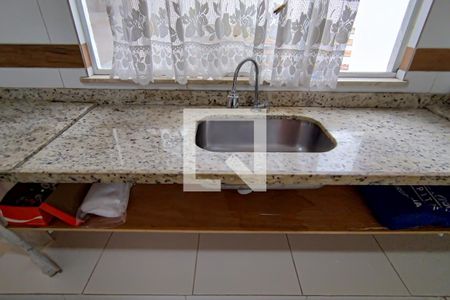 Casa para alugar com 200m², 4 quartos e 3 vagas Casa para alugar com 200m², 4 quartos e 3 vagascozinha
