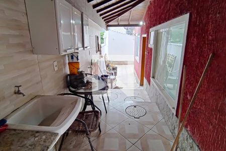 Casa para alugar com 200m², 4 quartos e 3 vagas Casa para alugar com 200m², 4 quartos e 3 vagasÁrea de Serviço