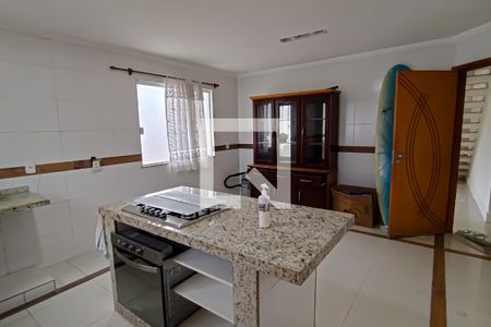 Casa para alugar com 200m², 4 quartos e 3 vagas Casa para alugar com 200m², 4 quartos e 3 vagascozinha